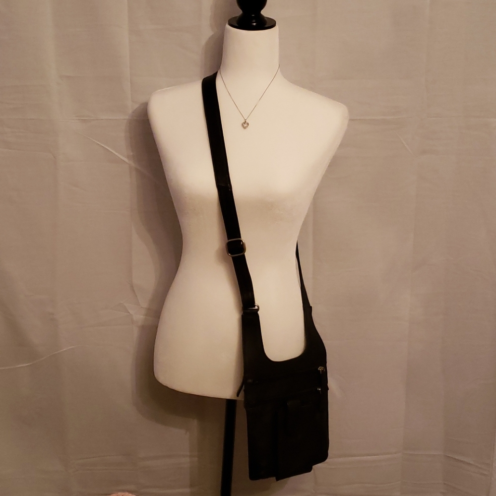 SOLD 🎁50% off  Crossbody purse